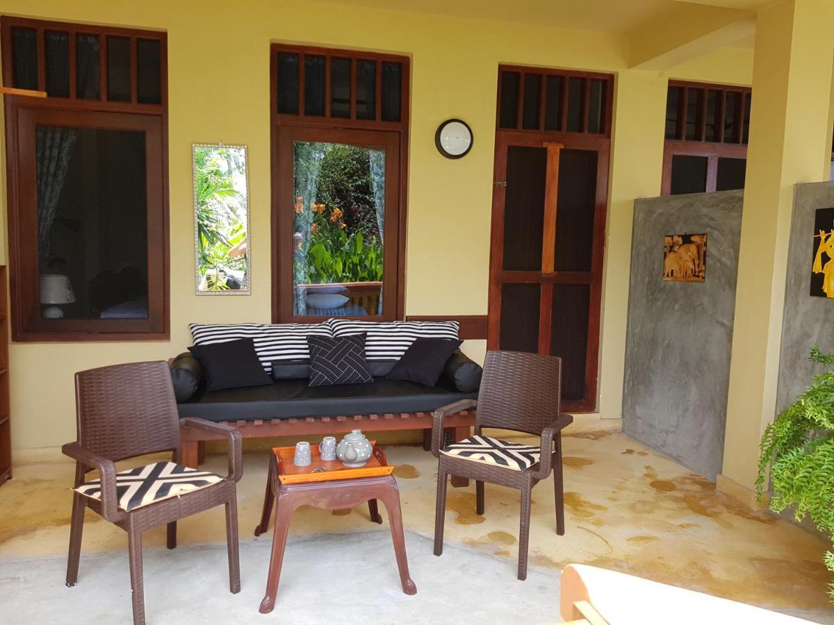 Villa Lucky Star Tangalle Eksteriør billede